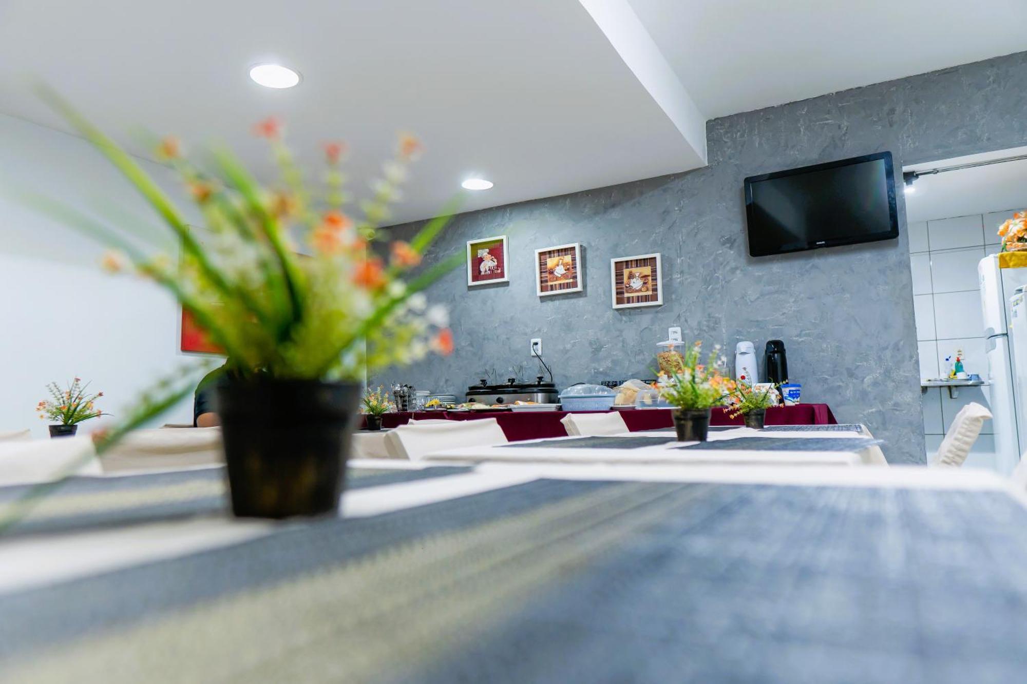 Maracanas Inn