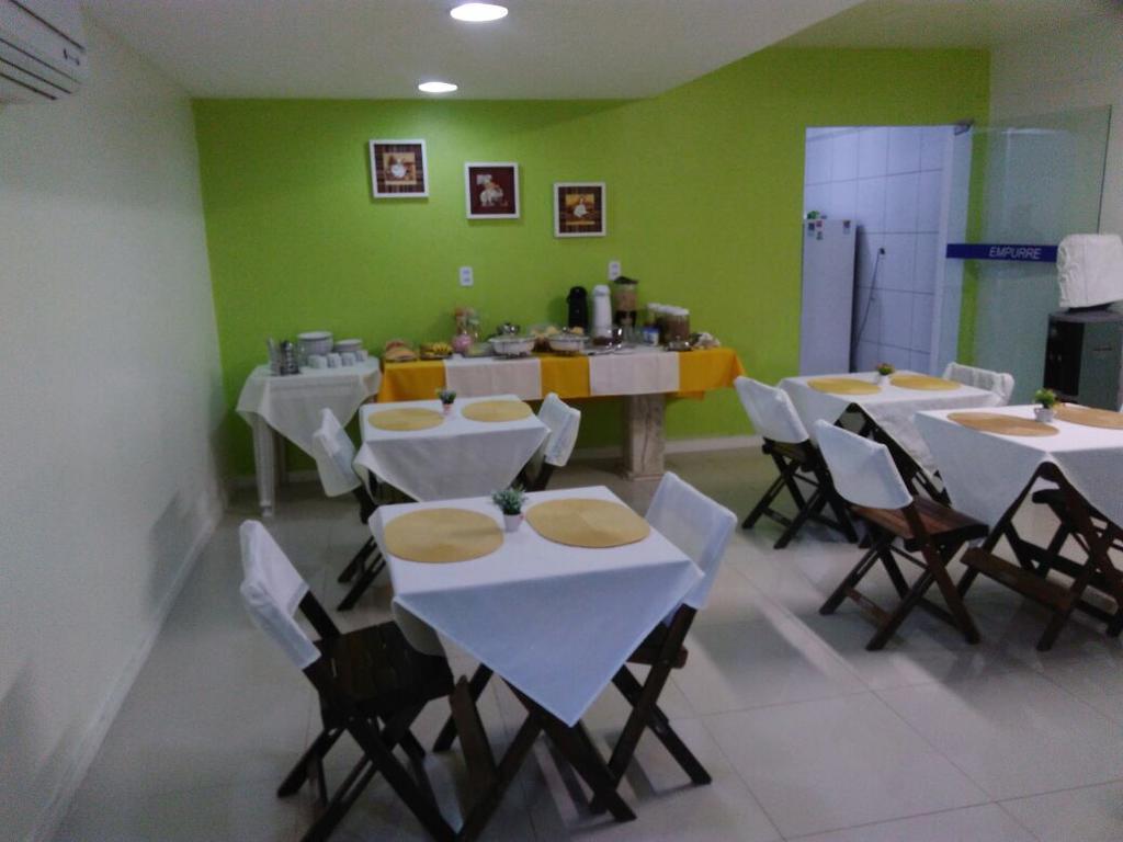 Maracanas Inn